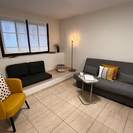 Cozzy Carolina Iii * Адехе