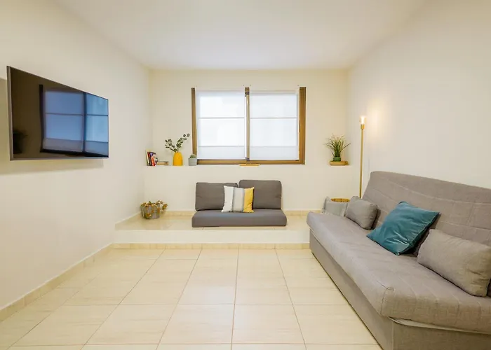 Cozzy Carolina Iii Apartman